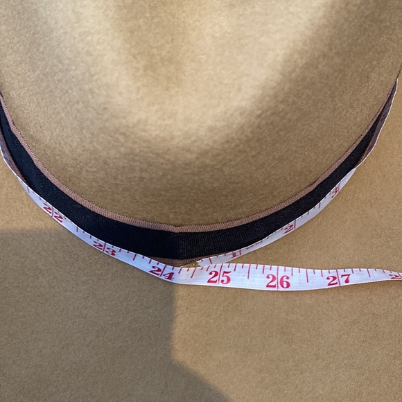 NWOT Zara Felt Hat with contrast band - Picture 10 of 10